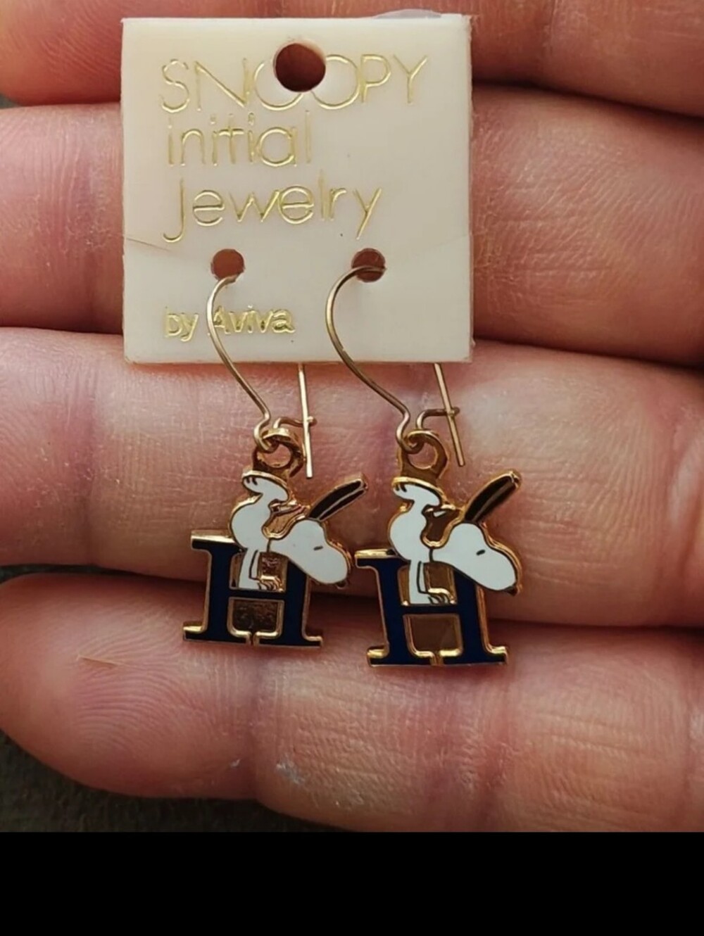1970s Peanuts Snoopy Initial "H" Gold Tone Cloisonné Blue Enamel Dangle Earrings